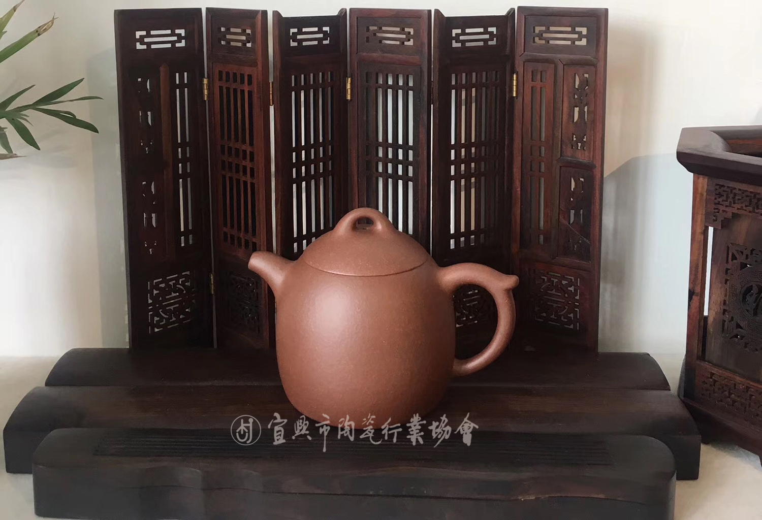 1585643964843634.jpg 3、秦权2.jpg