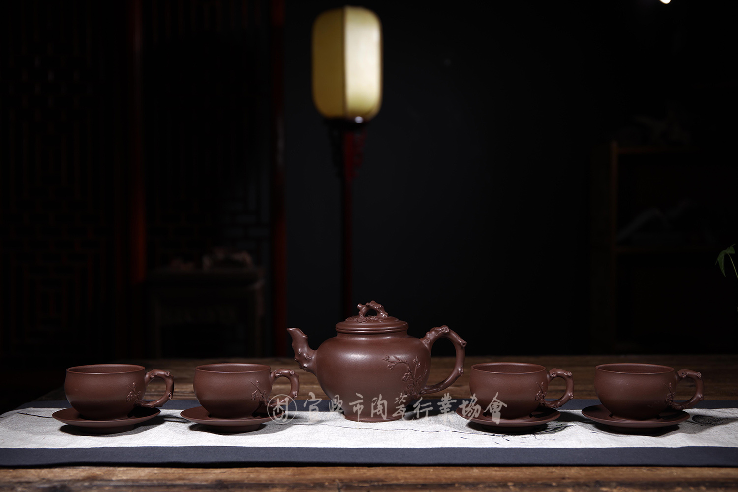 1611644763484891.jpg 咏梅套壶1.jpg