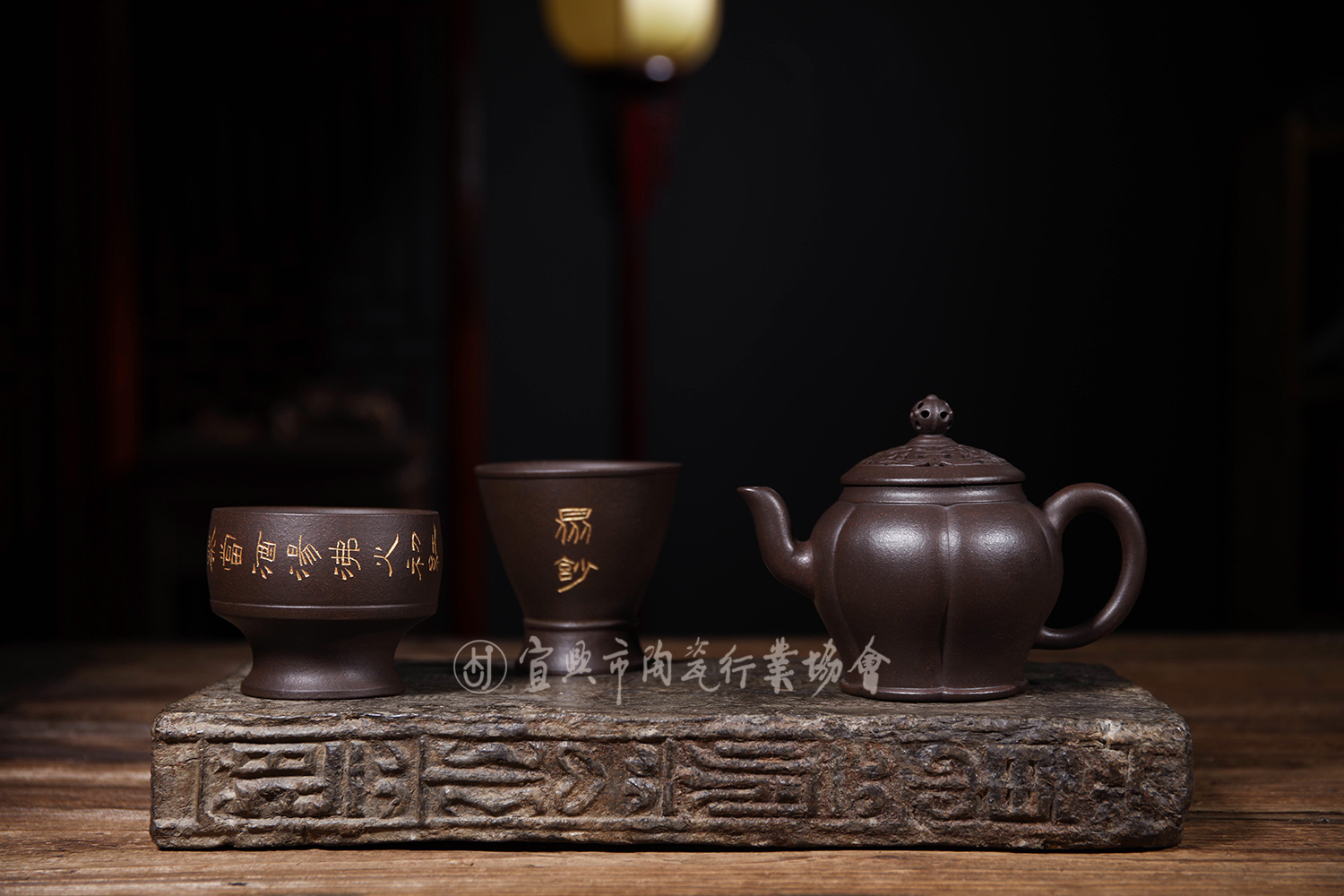 1611644905394217.jpg 锦上添花壶1.jpg