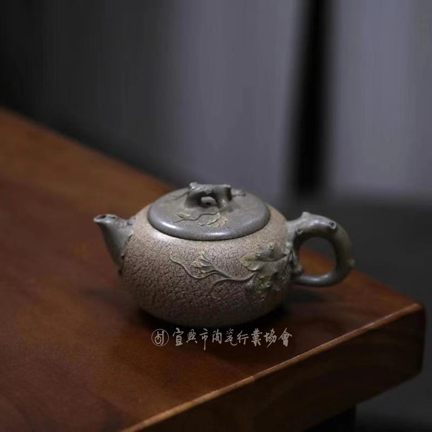 1619576388716230.jpg 冰纹壶(二).jpg