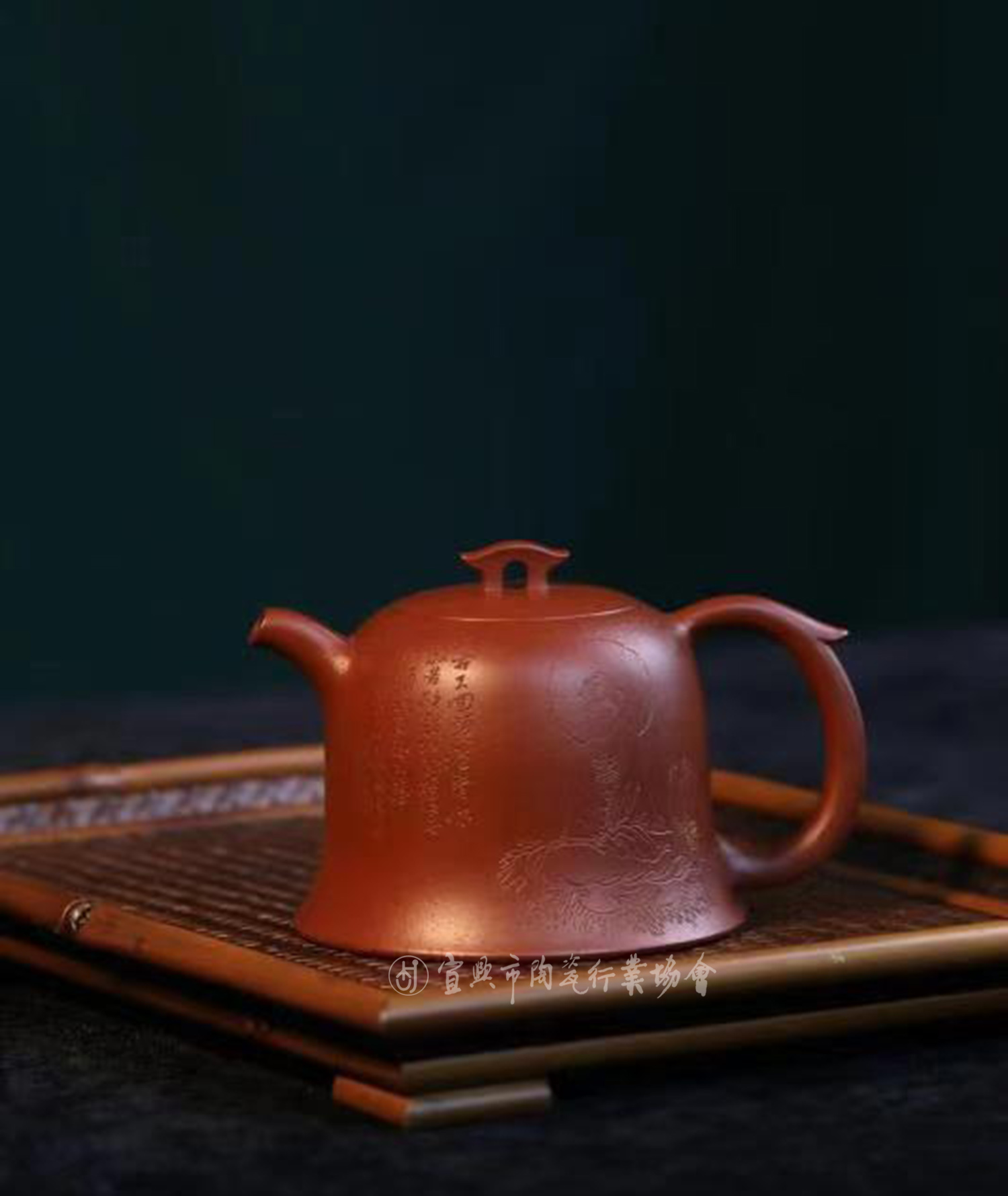 1619576412252793.jpg 金钟壶.jpg