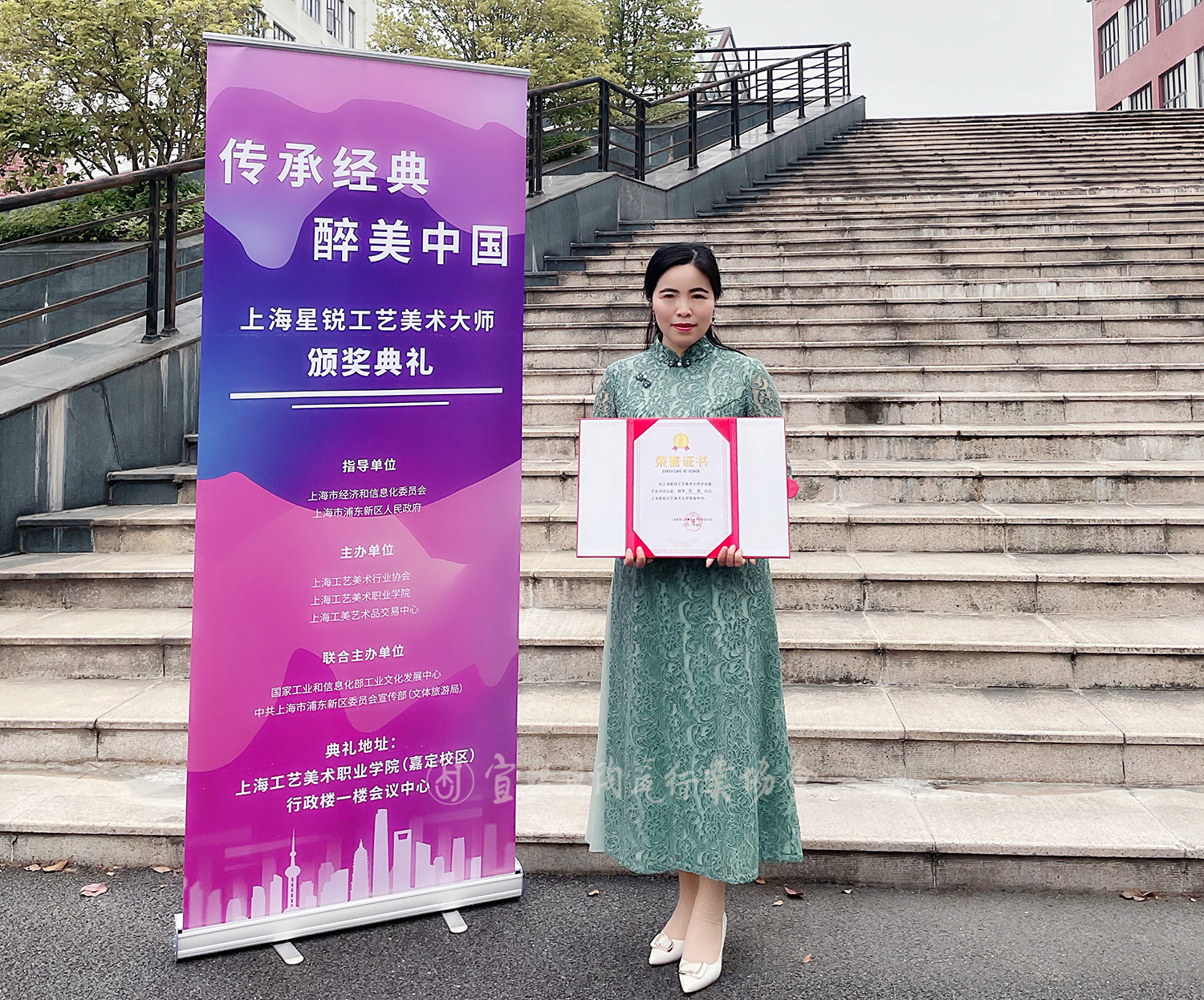 1619750925687976.jpg e7c51aa50ed953fc3335f43c4f9a189.jpg