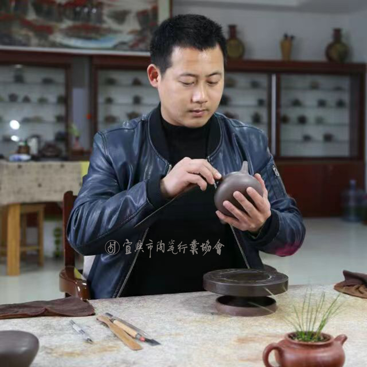 1653708859465270.jpg 人物1.jpg