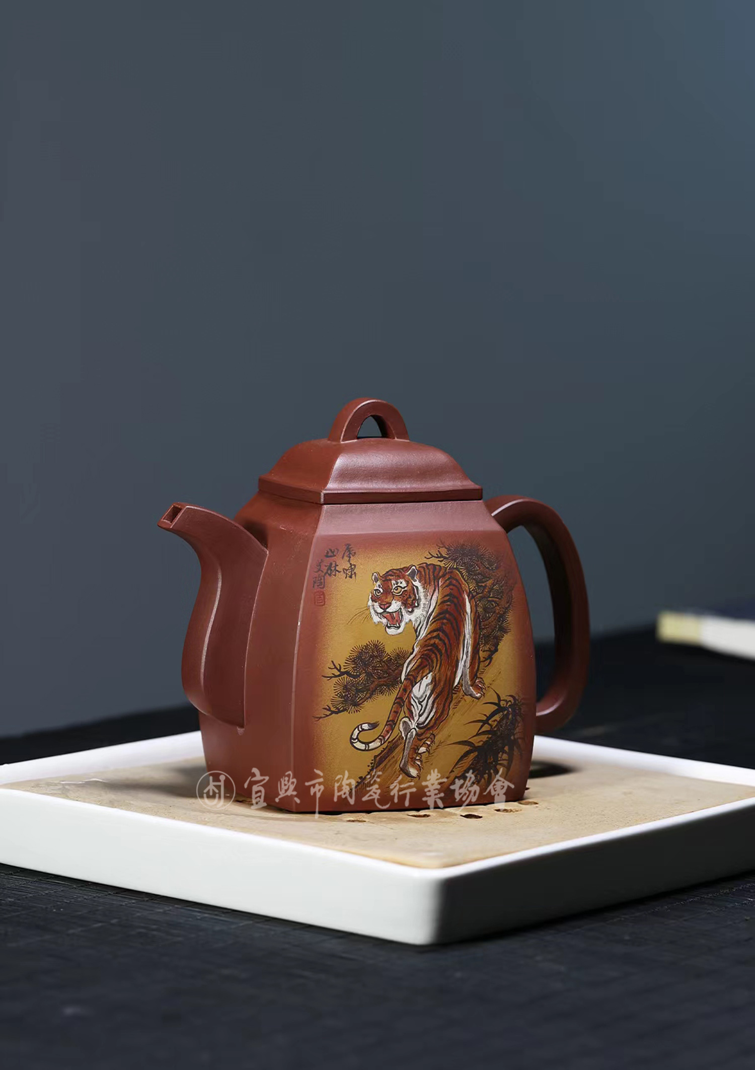 1669346312911617.jpg 秦权.jpg