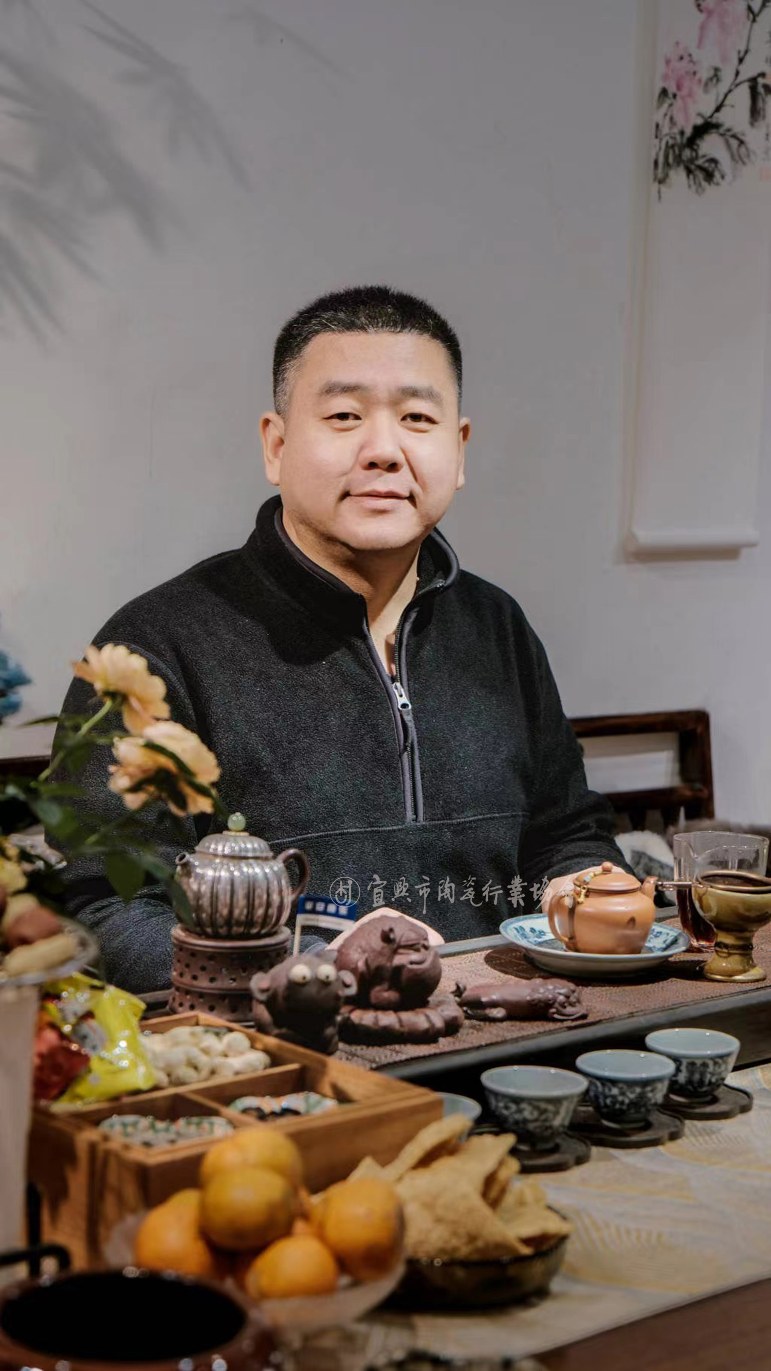 1704874534454753.jpg 人物2.jpg