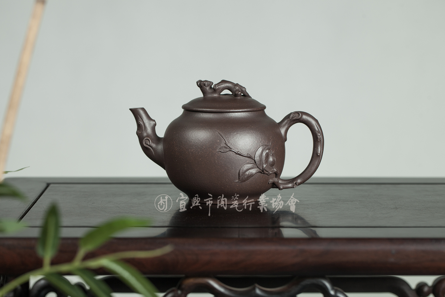 1718682256887342.jpg 5榴香四季壶.jpg