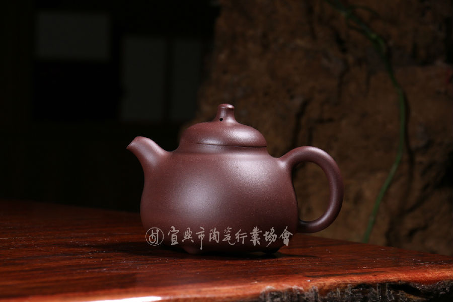 三脚乳鼎2.jpg