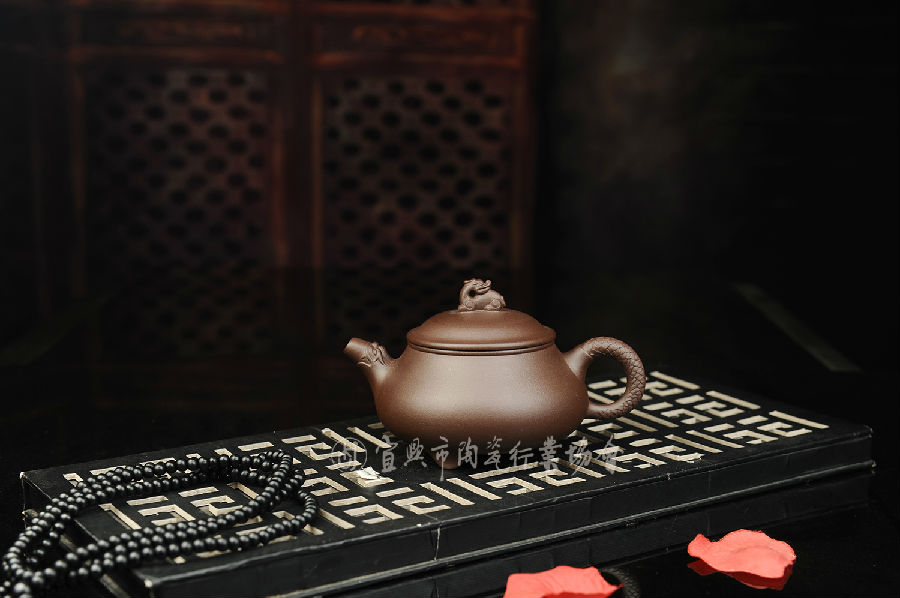 龙炎壶2.jpg