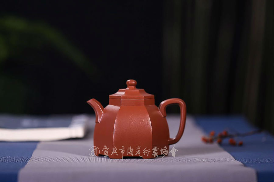 六方亭玉2.jpg