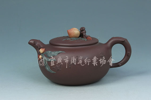 五福寿桃壶.JPG
