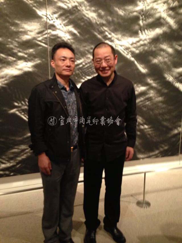 与中央美术学院教授陈琦在国家博物馆交流合影.jpg